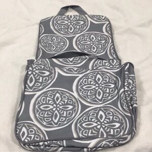 Thirty-one hanging cosmetic bag (new without tag)